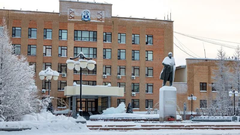 Заксобрание ЯНАО на улице Республики