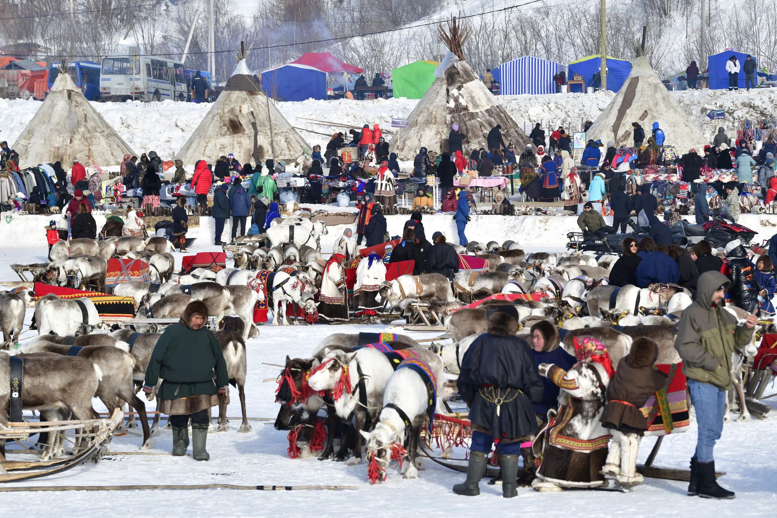 Ярмарка в День оленевода
