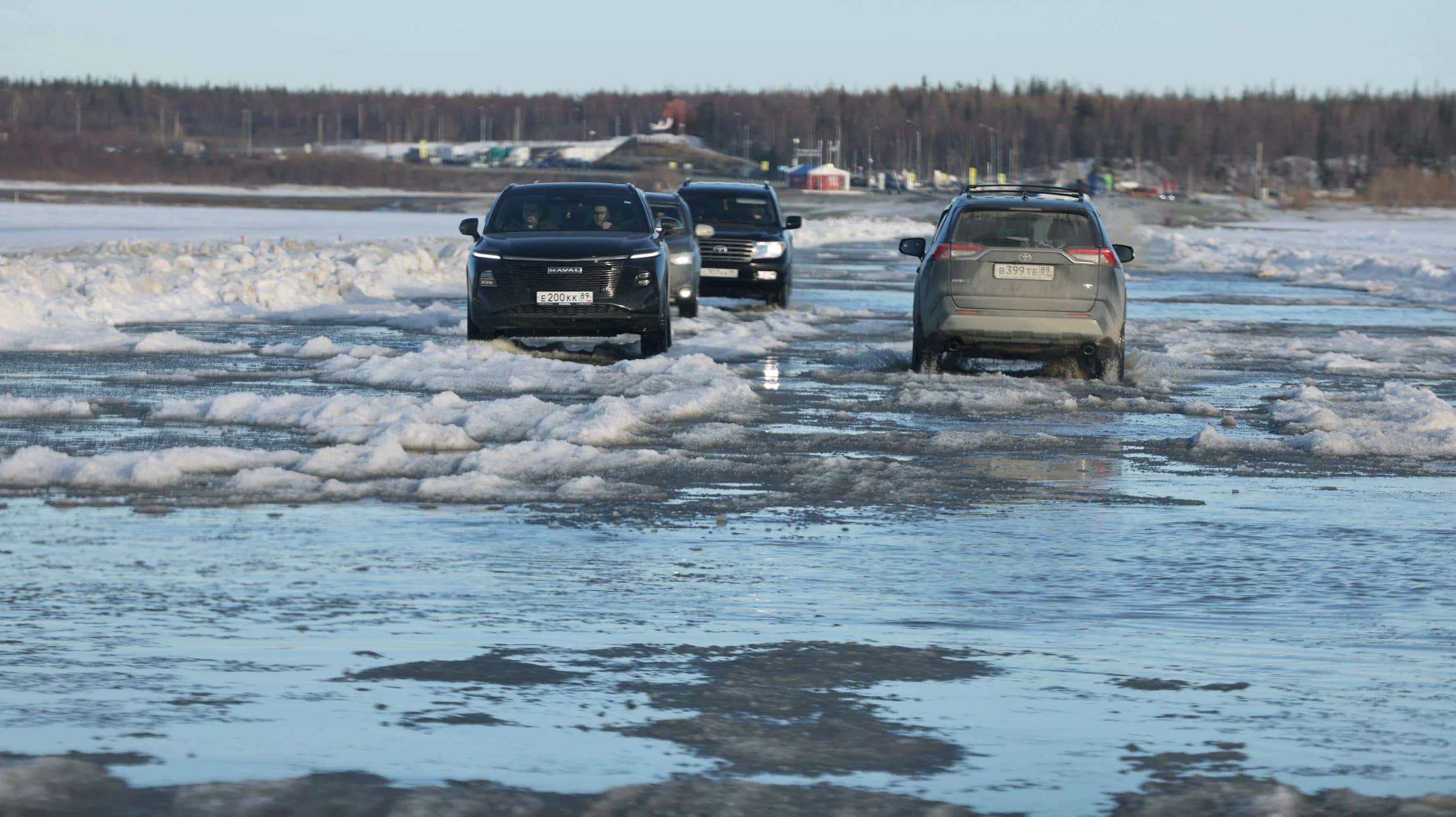 Движение по переправе 27 апреля