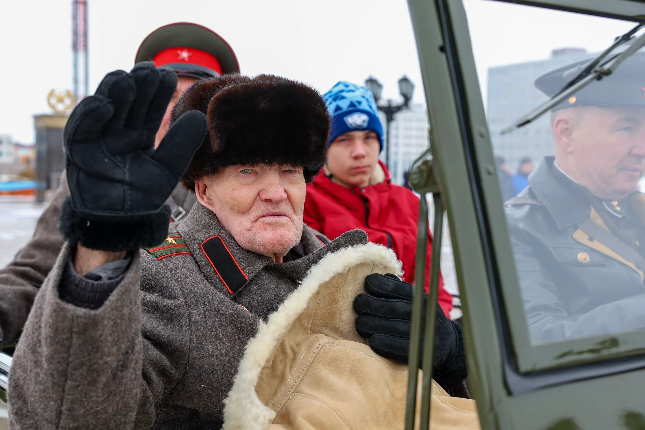 Николай Шакуров на Параде Победы в Салехарде