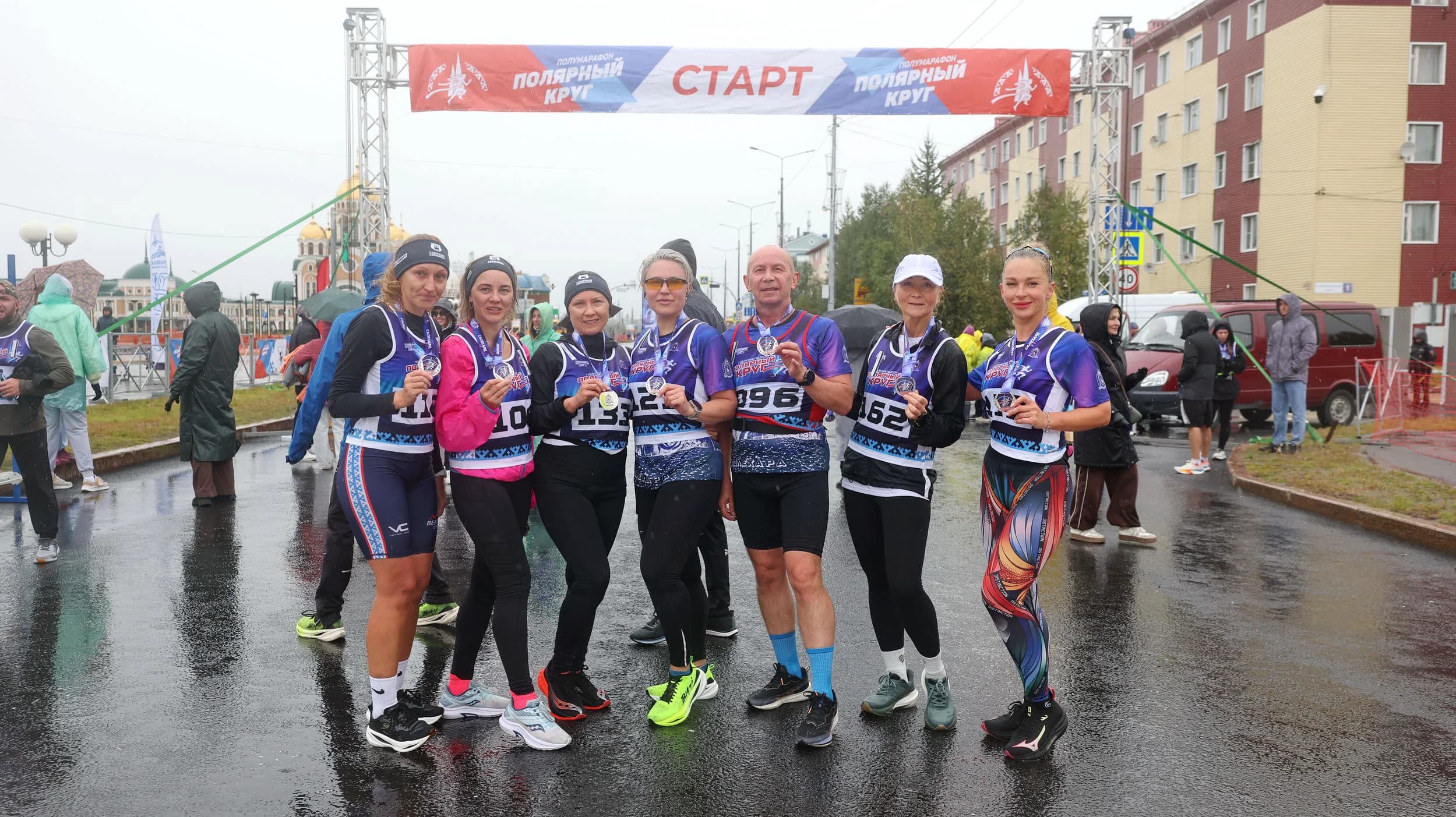 Участники полумарафона перед стартом