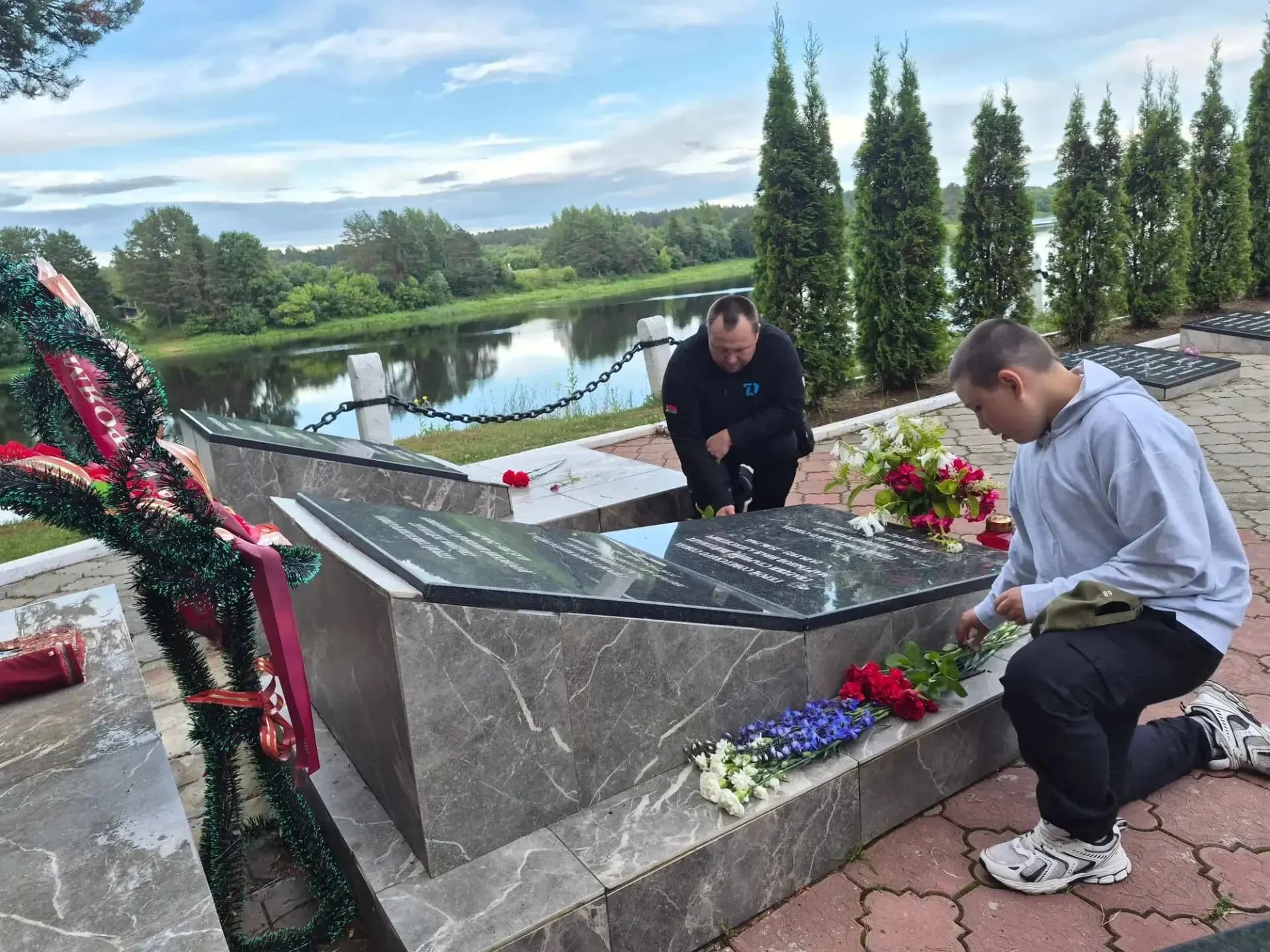 Могила Анатолия Зверева