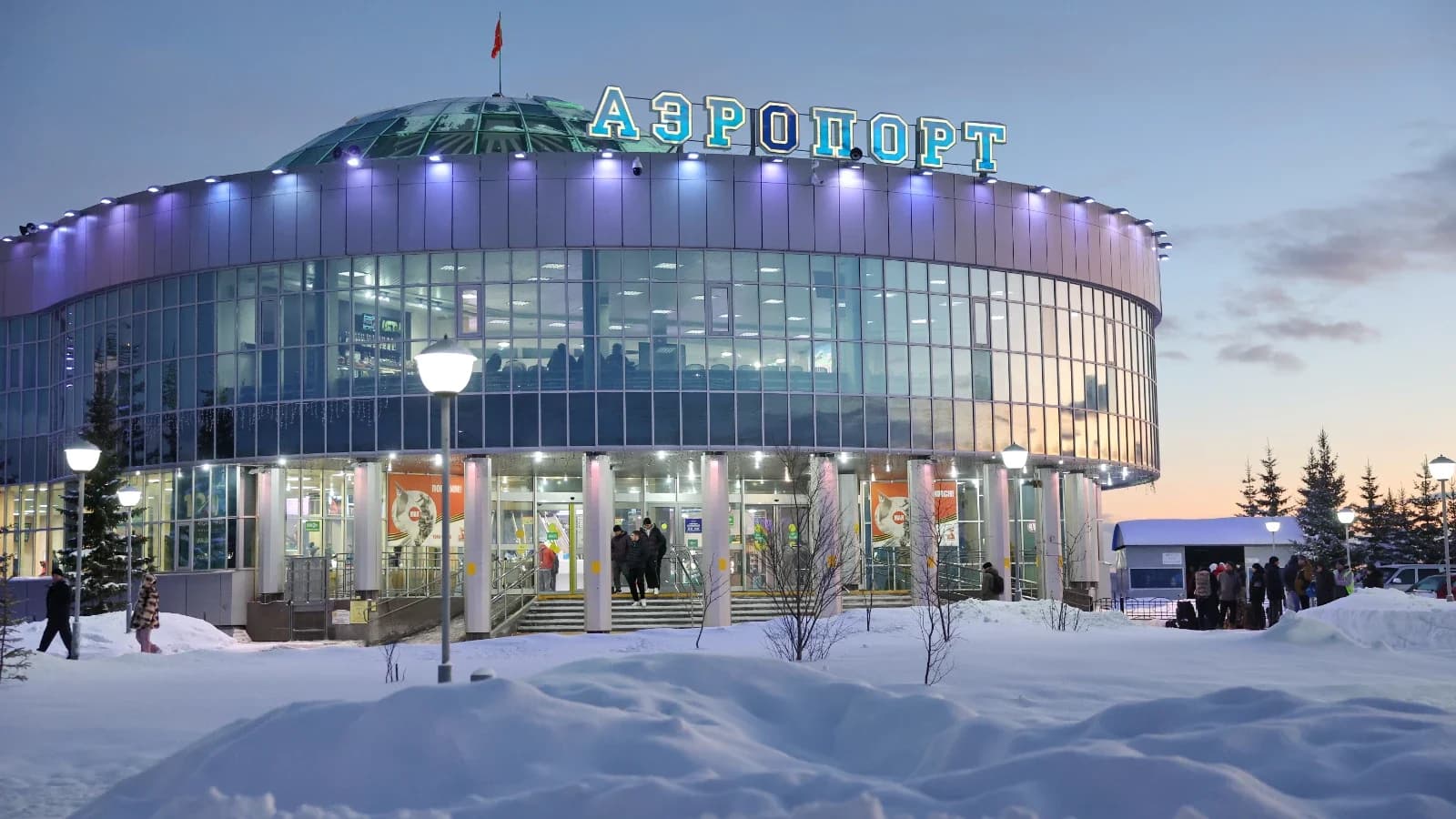 Аэропорт Салехарда за год обслужил 453 тыс. пассажиров