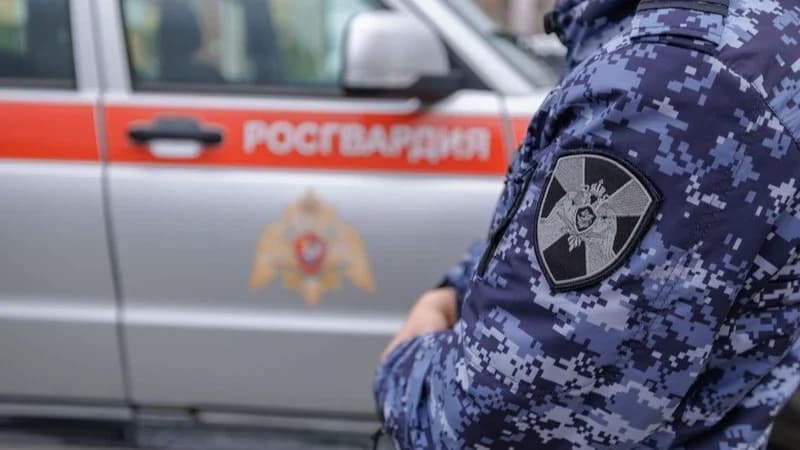 Росгвардейцы придут с проверками в салехардские школы