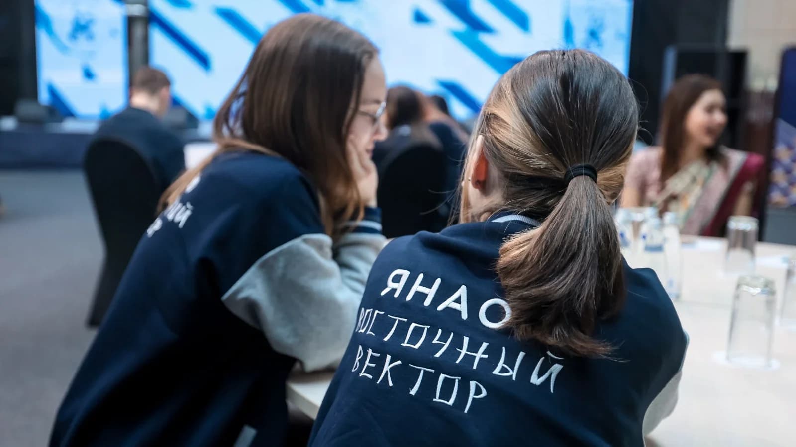 Учениц Салехардского Лицея признали лучшими правоведом и литературоведом