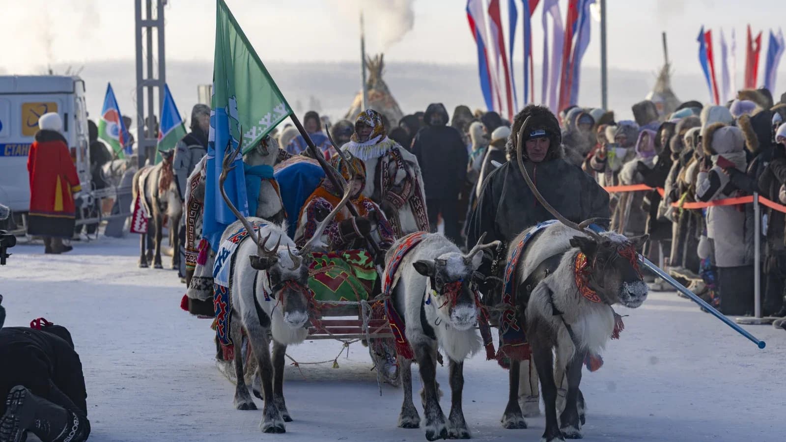 Обладатели самых красивых оленьих упряжек в Салехарде получат денежные призы