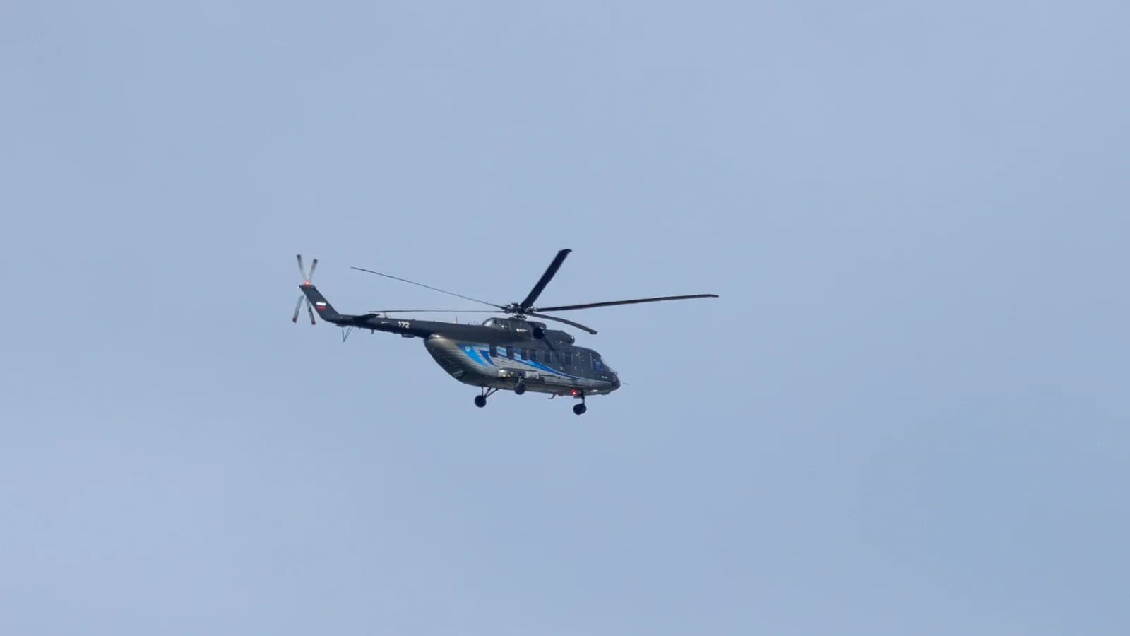 В Салехарде задерживается вылет вертолетов