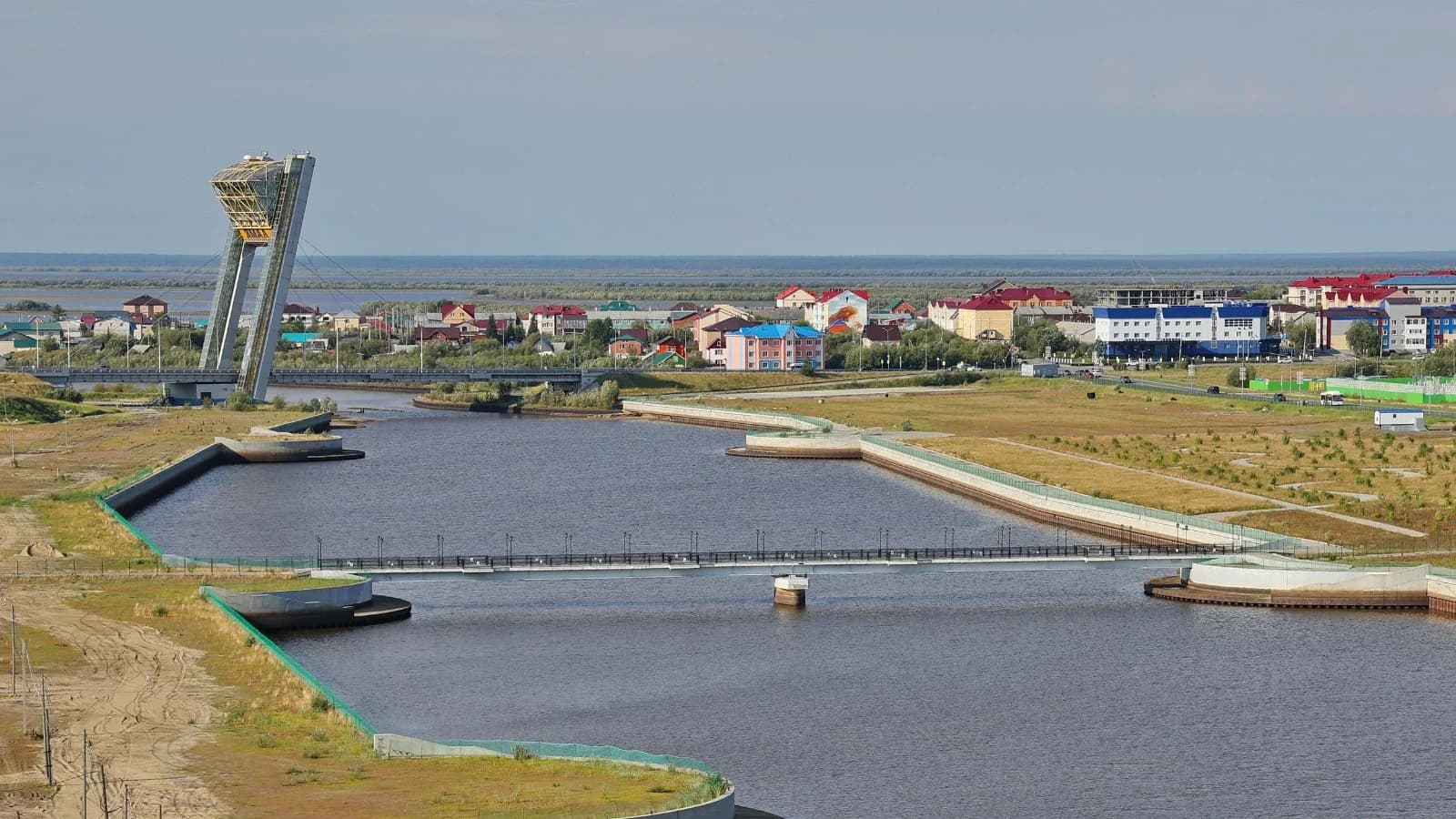 В Салехарде преобразили Преображенку. Фото