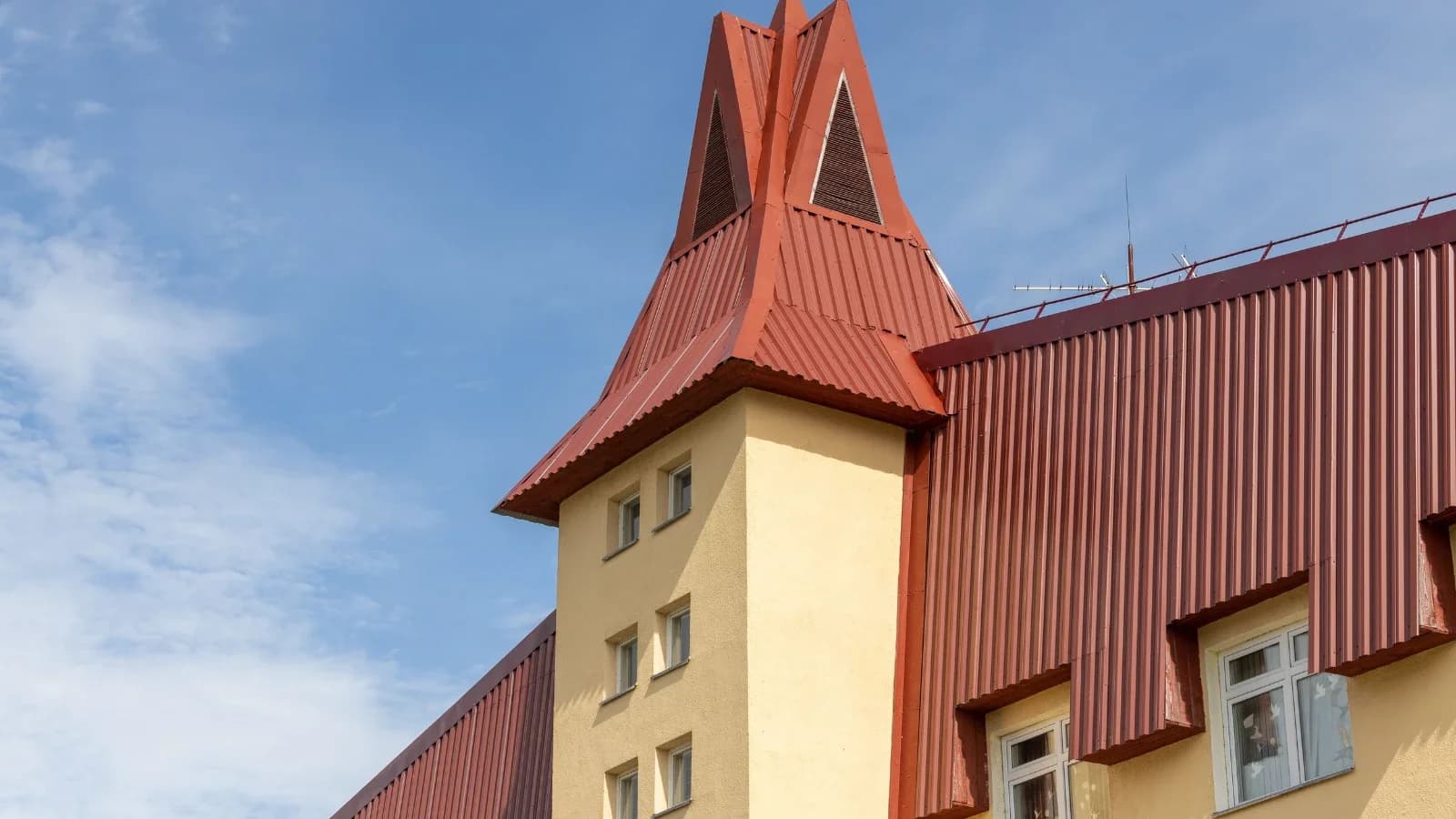 В Салехарде новый руководитель депобра организует проверки во всех школах