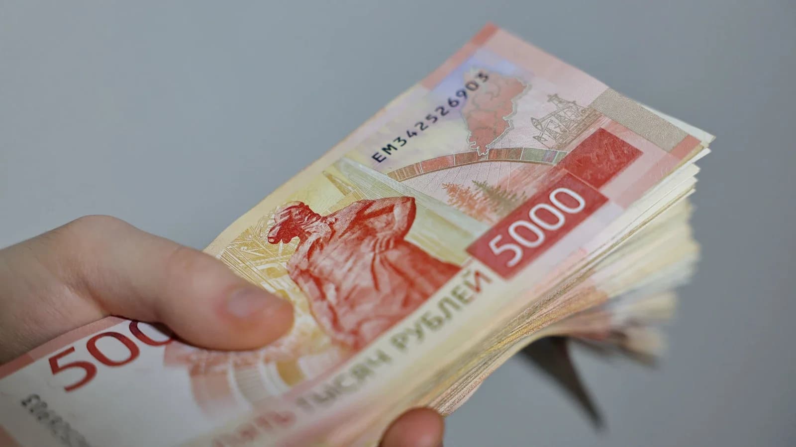 Малые предприятия общепита в Салехарде освободят от НДС