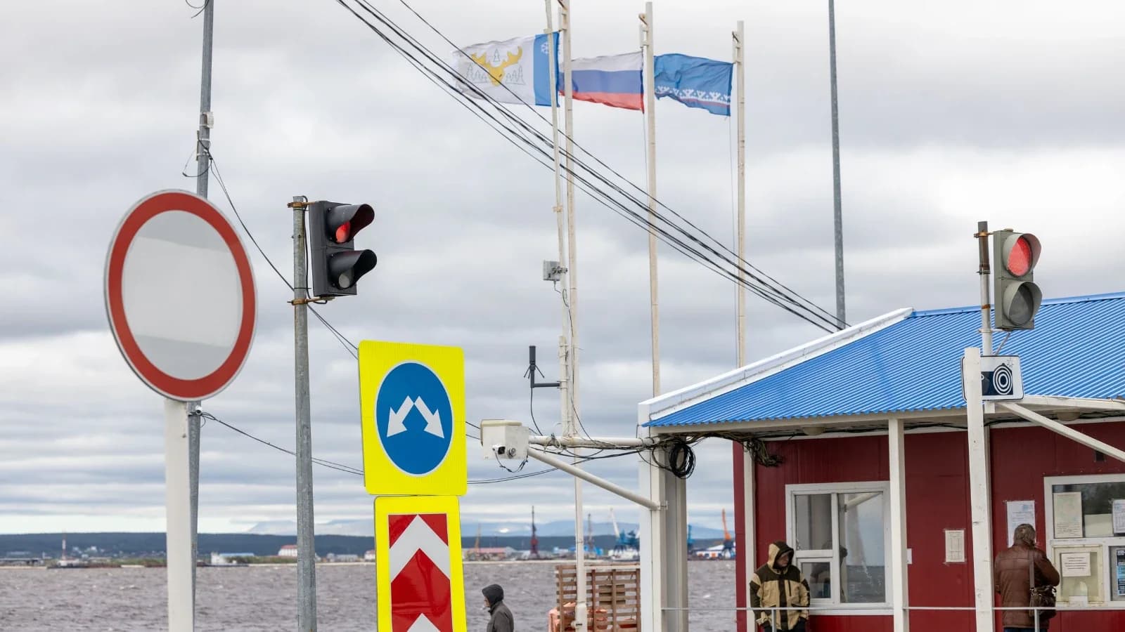 Дорожники определились с датой закрытия ледовой переправы в ЯНАО