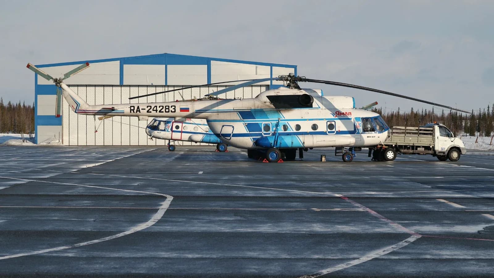 Жителям отдаленных сел помогут попасть в Салехард по воздуху