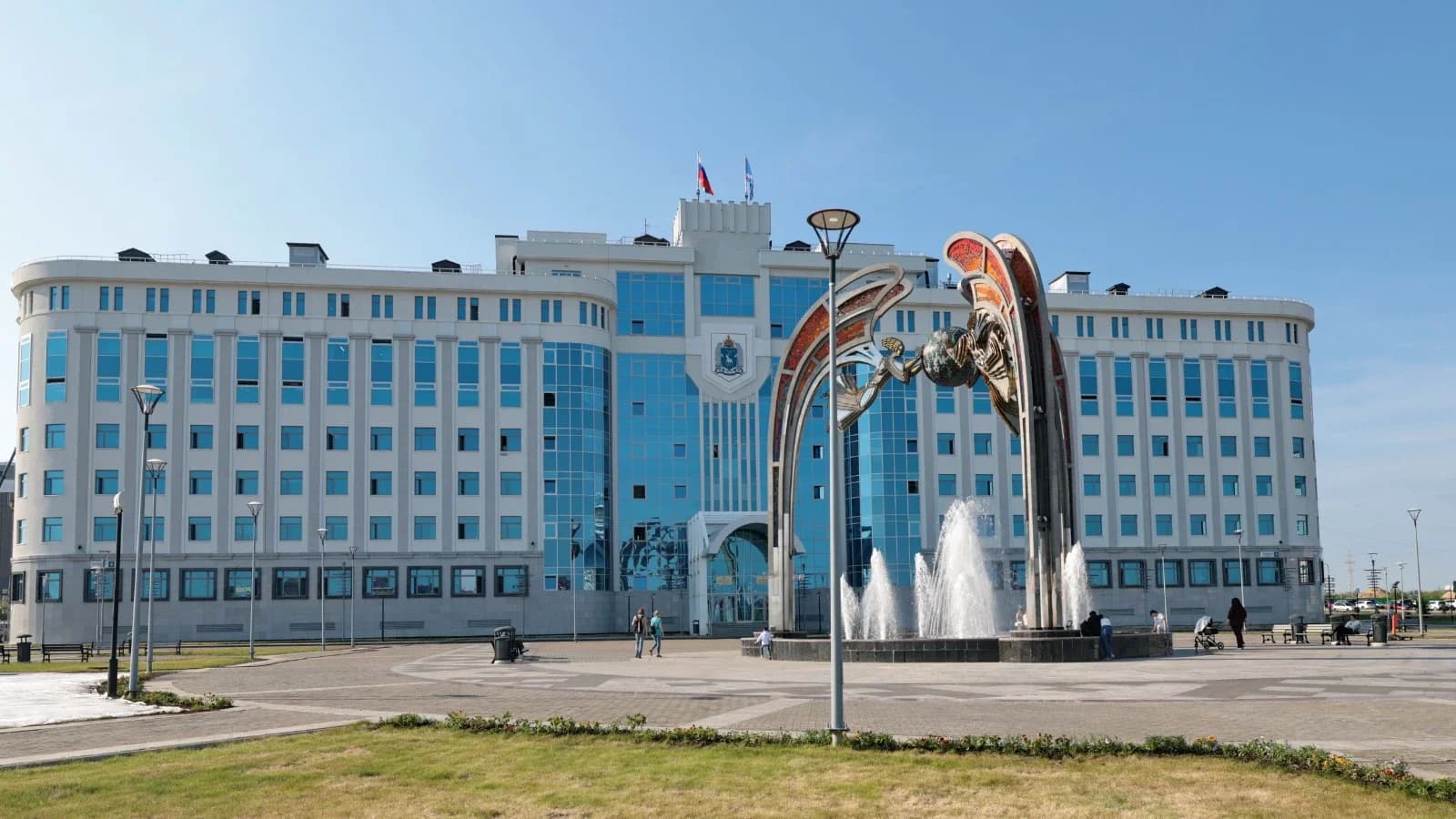 Студенты ведущих вузов пройдут практику в правительстве ЯНАО