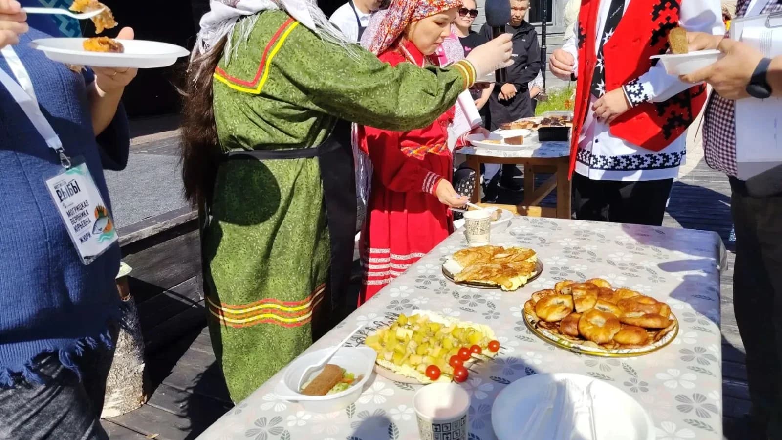 Конкурс поваров провели на рыбном фестивале в Горнокнязевске. Фото