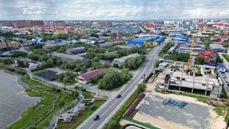 Мурал о подвиге без срока давности: художники раскрыли идею новой работы в Салехарде