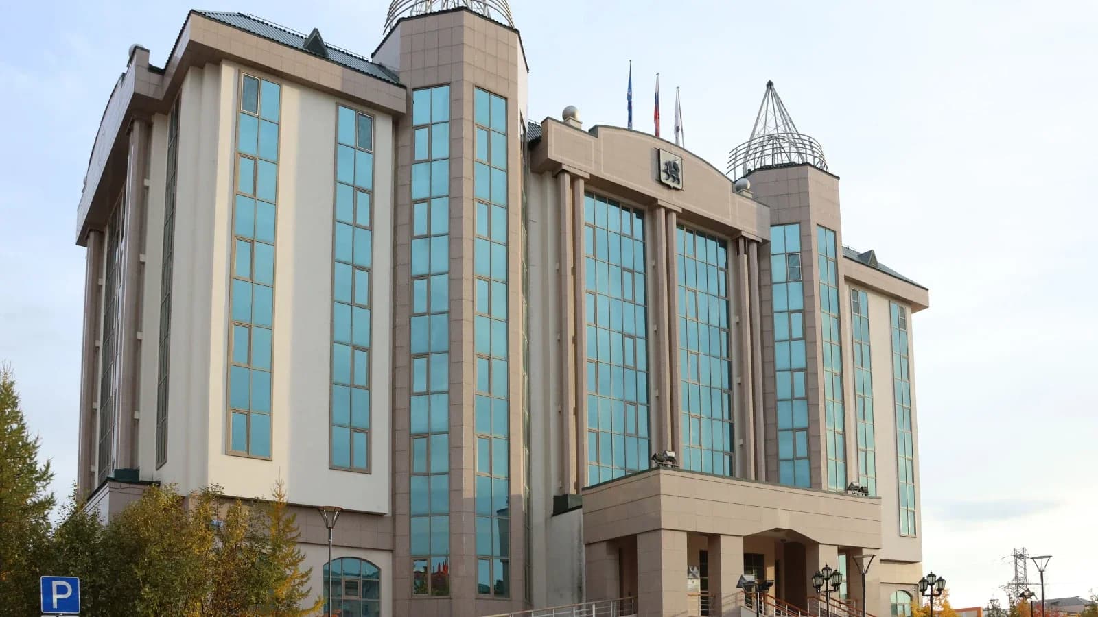 В Салехарде ищут претендентов в главы отделов горадминистрации
