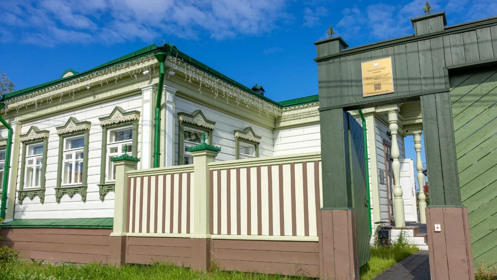 Муралы и купеческие дома: в Салехарде пройдут авторские экскурсии