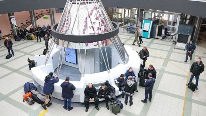 В аэропорту Салехарда пассажирам теперь помогает виртуальный ассистент Мария