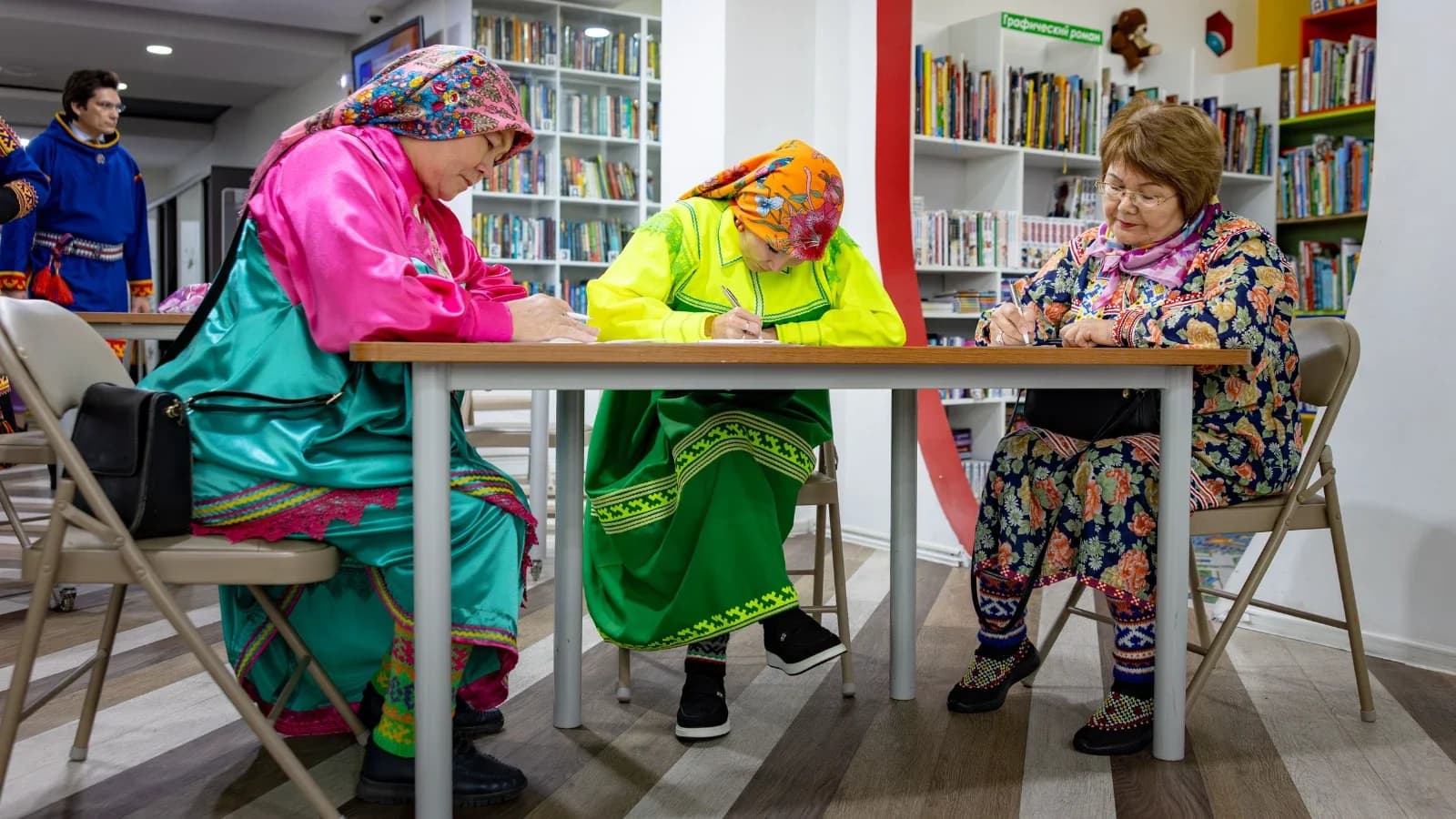В Салехарде написали диктант на языках коренных народов